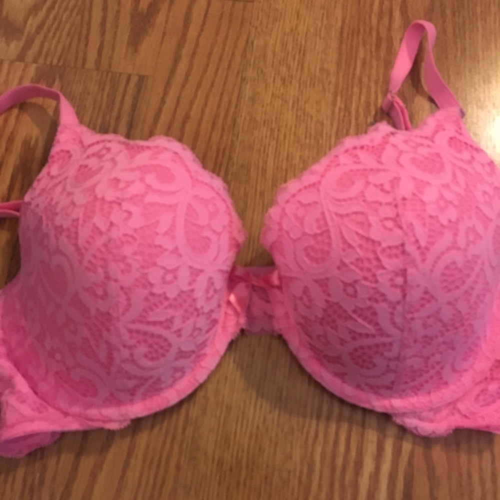 Pink Lacy Sofie bra from Aerie - 36C